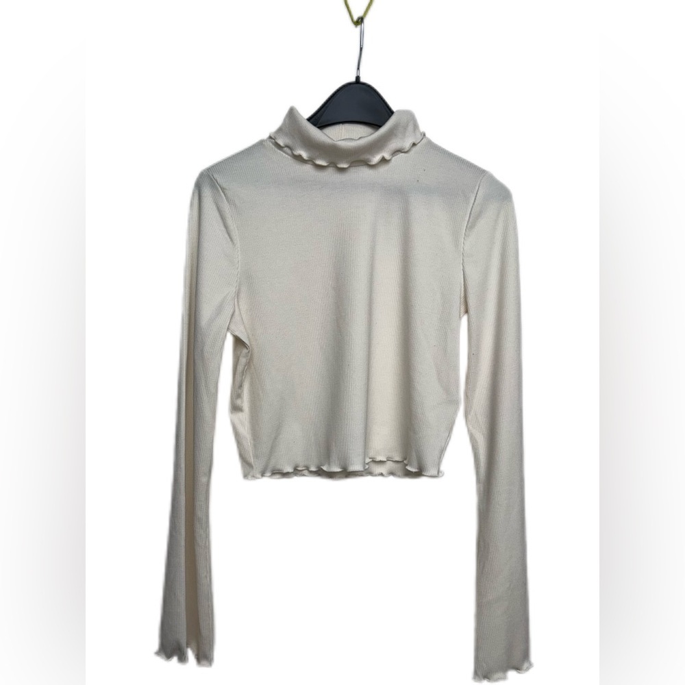 Urban Outfitters Cream White Madison Turtleneck Top Size Large